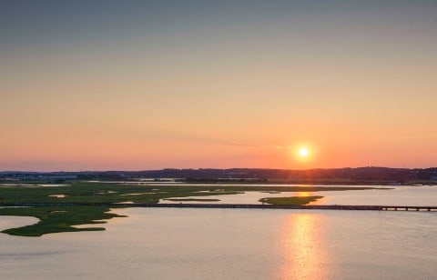 Panoramic Waterfront Views of the Ocean